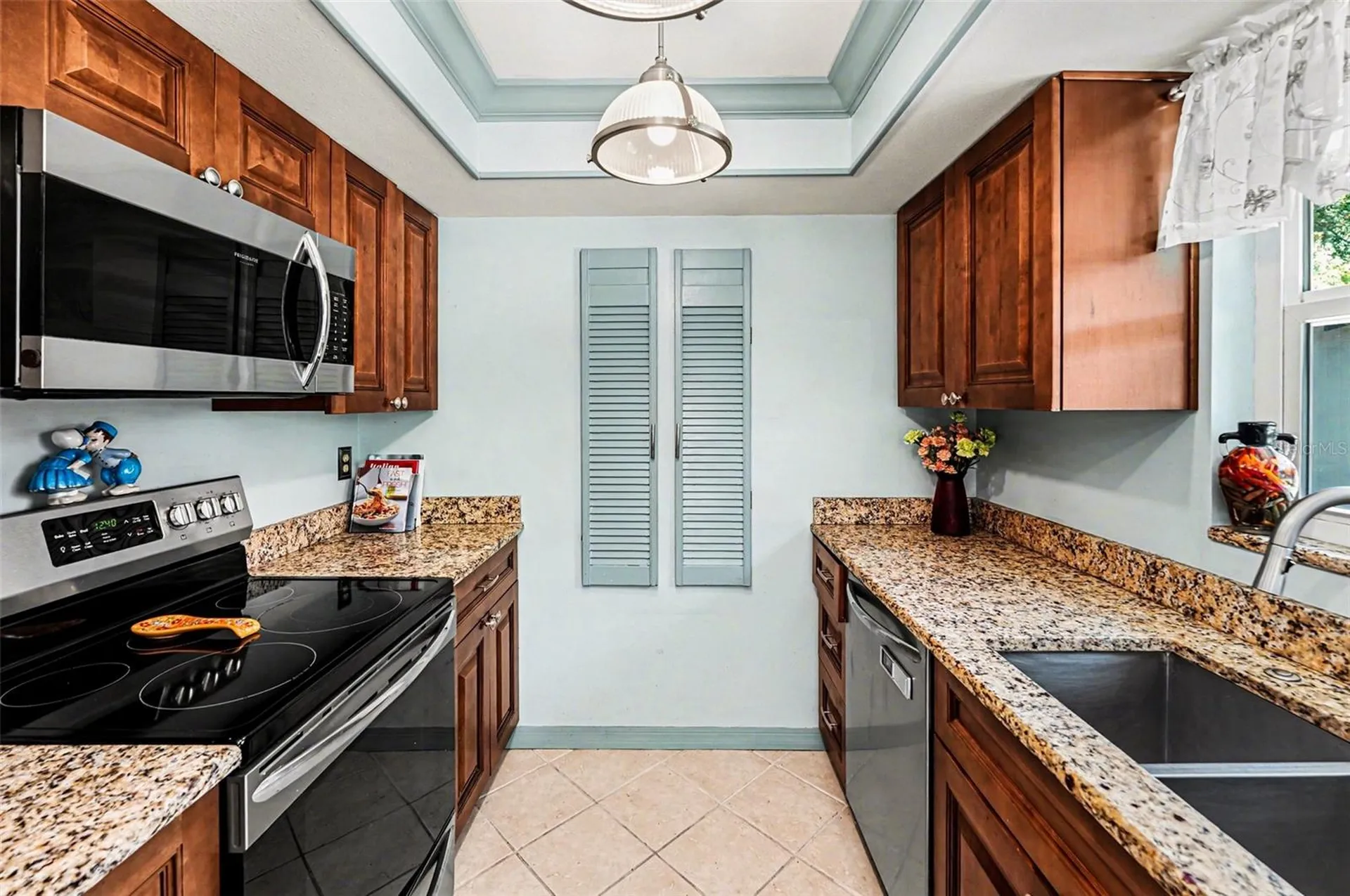 5923 Dunfries Street N St Petersburg FL 33709