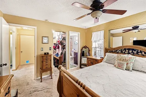 5923 Dunfries Street N St Petersburg FL 33709