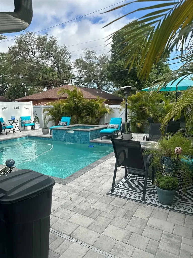 St Petersburg FL 33712