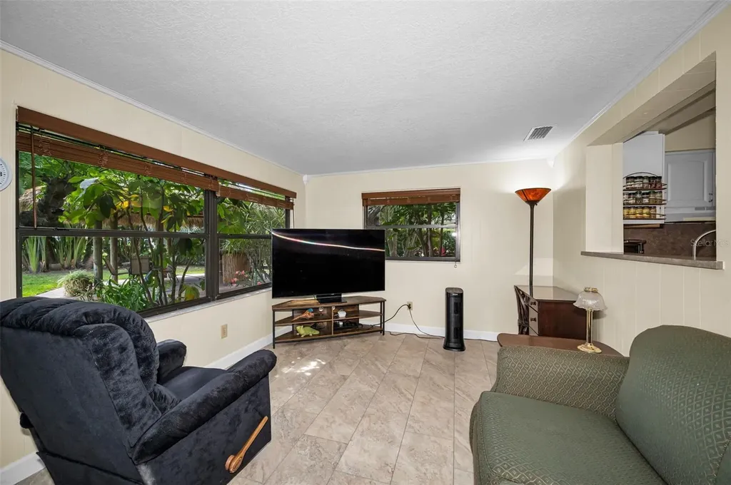 409 Graham Drive Clearwater FL 33765