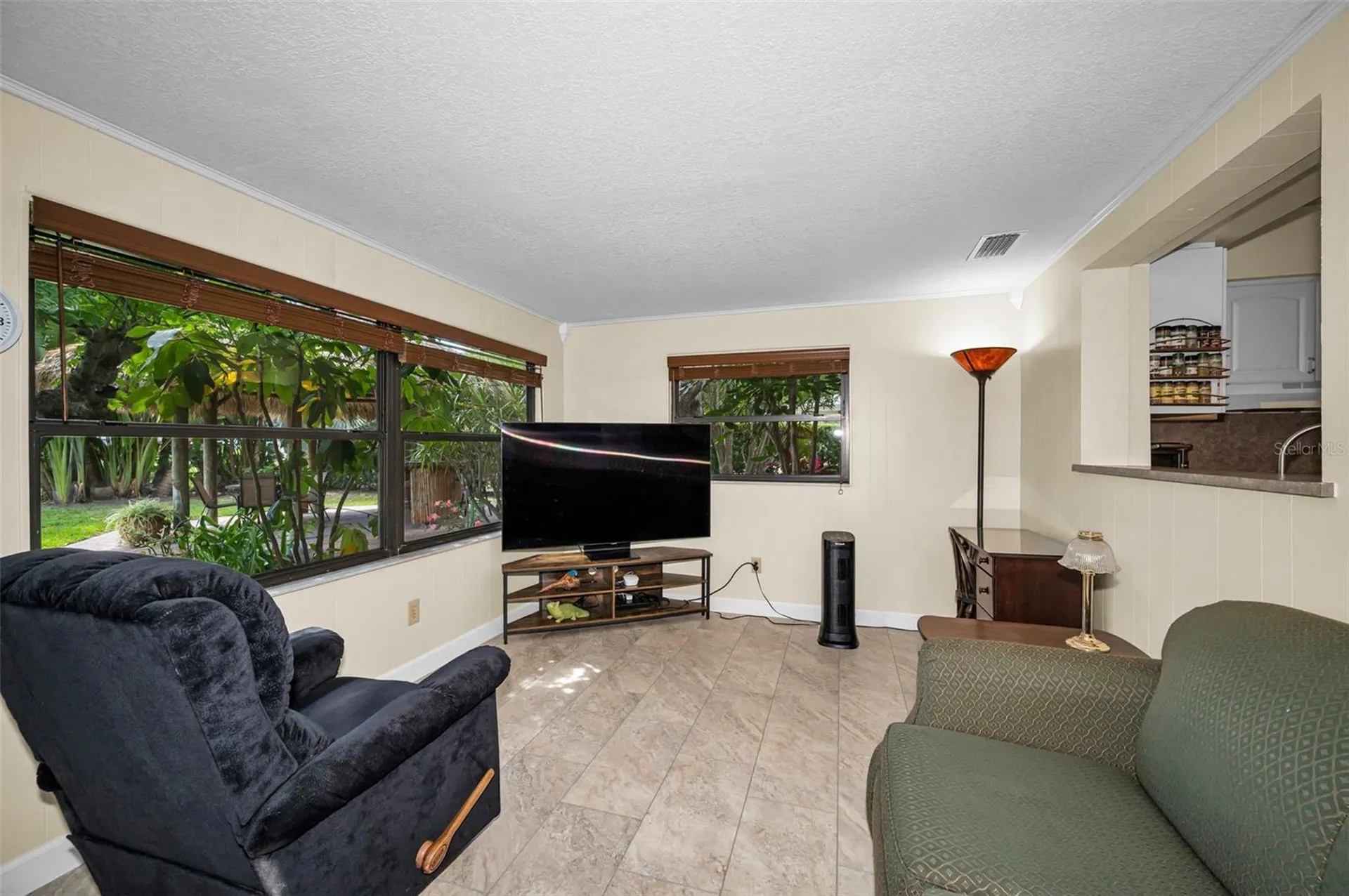 409 Graham Drive Clearwater FL 33765
