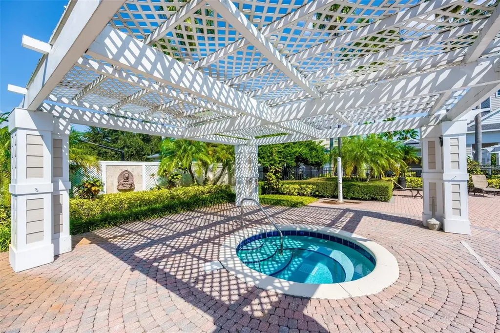 143 Southern Pecan Circle Winter Garden FL 34787