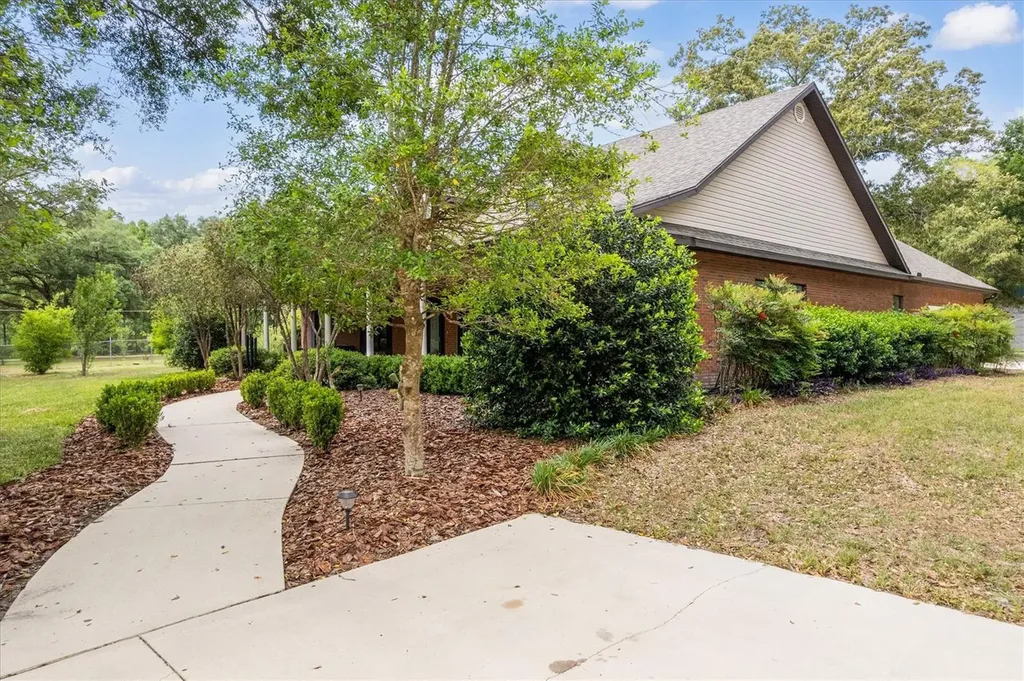 9902 SW 124th Terrace Archer FL 32618