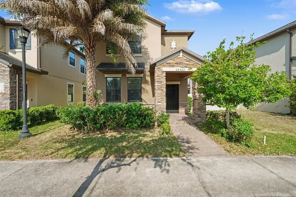 28522 E Pleasant Bay Loop Wesley Chapel FL 33543