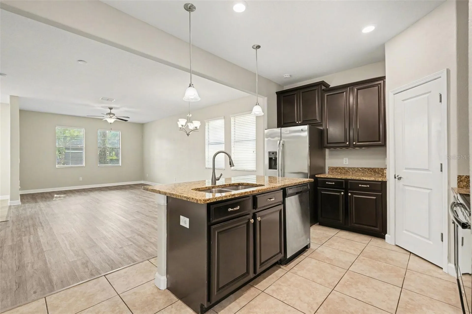 28522 E Pleasant Bay Loop Wesley Chapel FL 33543