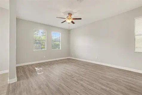 28522 E Pleasant Bay Loop Wesley Chapel FL 33543