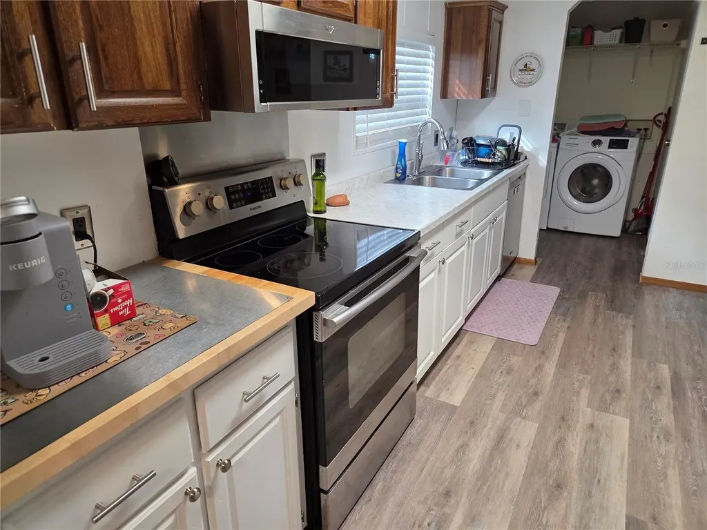 421 Margaret Street Bronson FL 32621