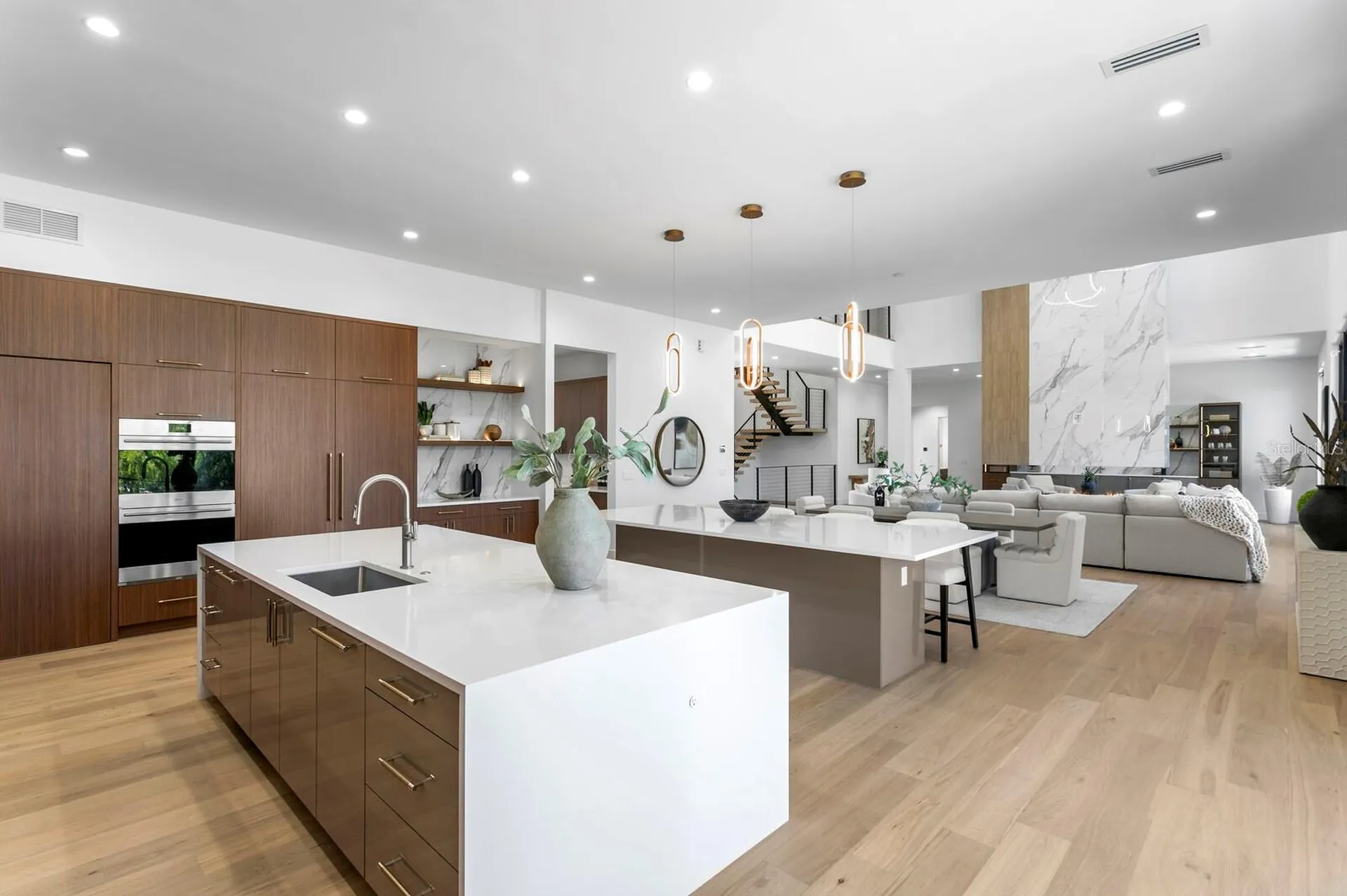 5023 W Leona Street Tampa FL 33629