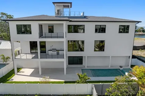 5023 W Leona Street Tampa FL 33629