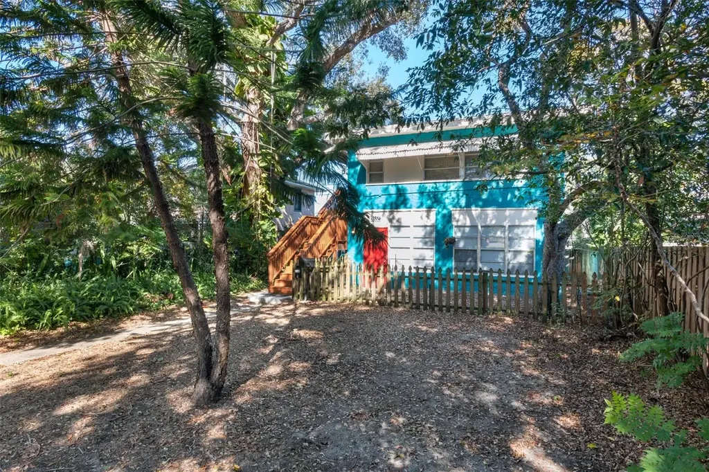 3655 N 1st (upper Unit) Avenue St Petersburg FL 33713