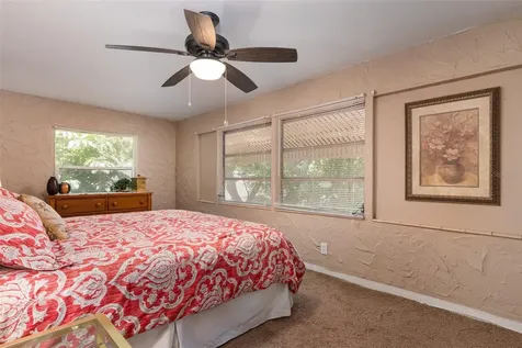 3655 N 1st (upper Unit) Avenue St Petersburg FL 33713