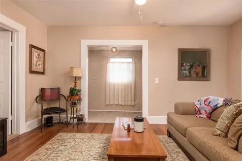 3655 N 1st (upper Unit) Avenue St Petersburg FL 33713
