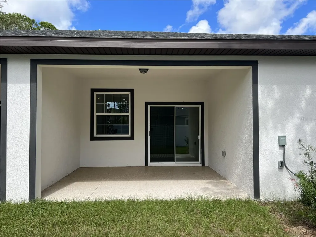 45 Wellham Lane Palm Coast FL 32164