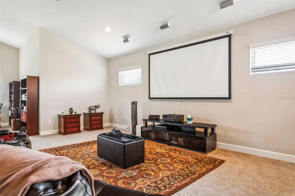 8530 Grand Alberato Road Tampa FL 33647