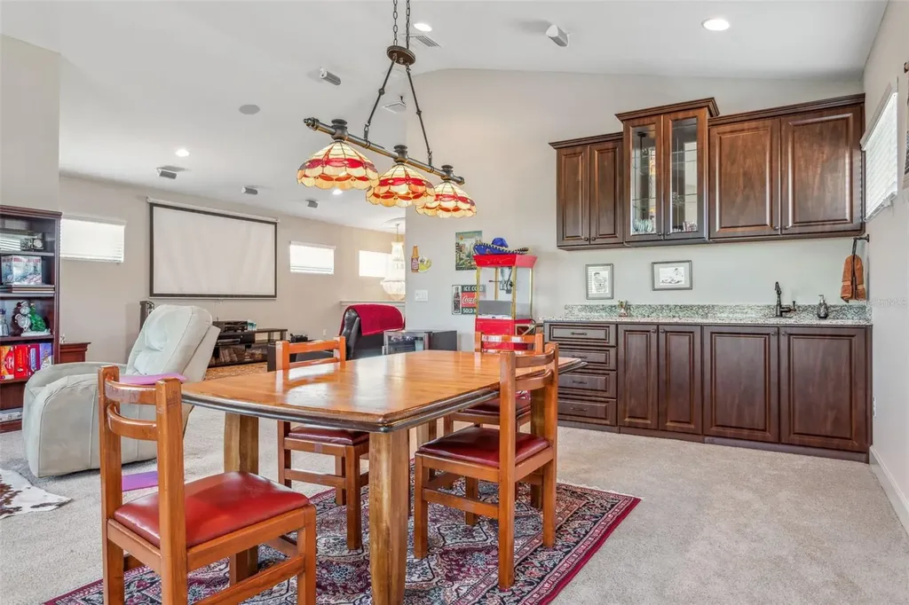 8530 Grand Alberato Road Tampa FL 33647