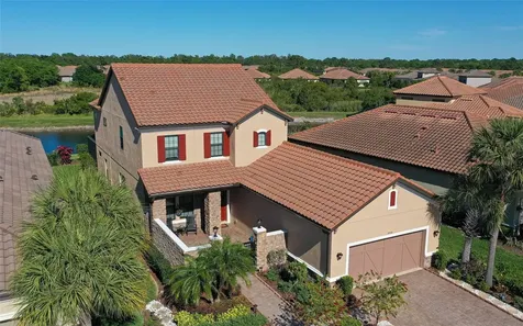 8530 Grand Alberato Road Tampa FL 33647