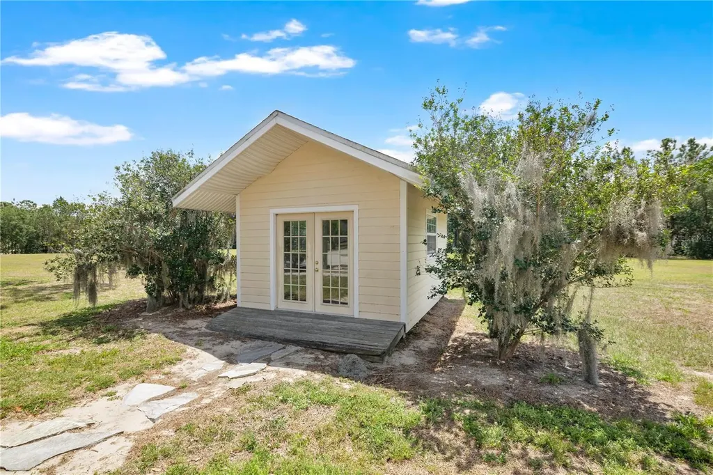 2105 Clubhouse Road Lakeland FL 33813