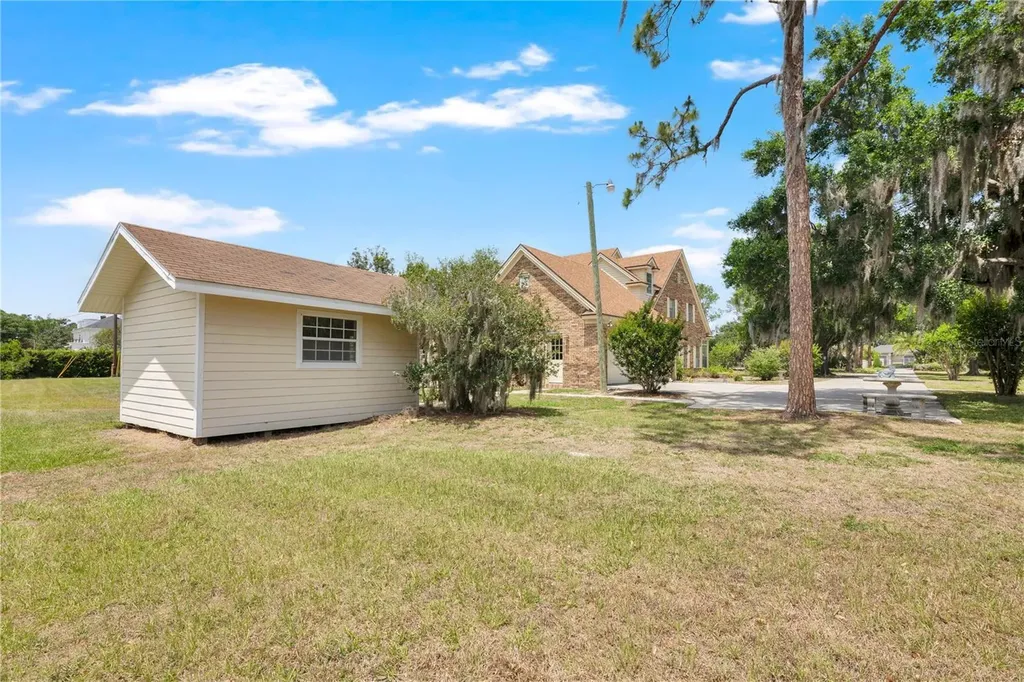 2105 Clubhouse Road Lakeland FL 33813