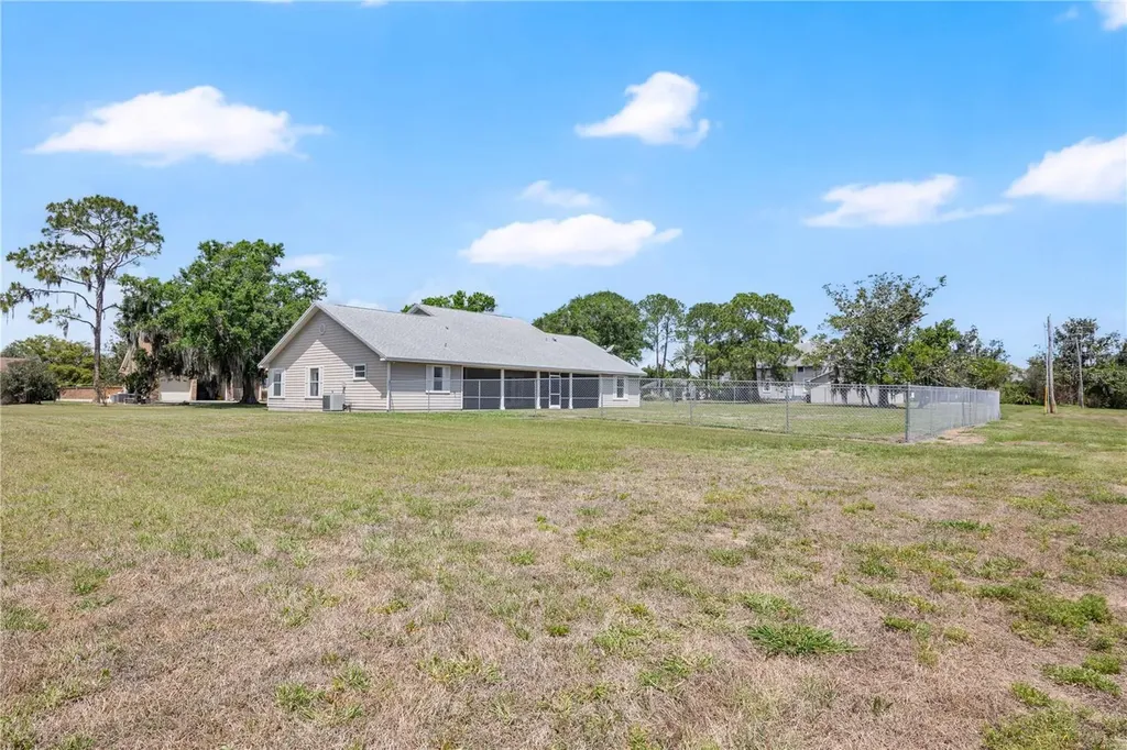 2105 Clubhouse Road Lakeland FL 33813