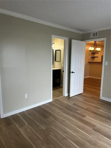 455 Alt 19 S Palm Harbor FL 34683