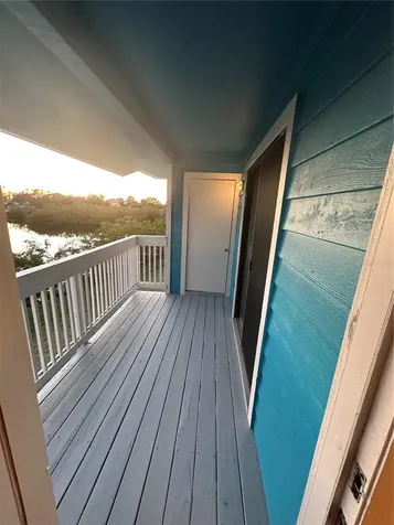 455 Alt 19 S Palm Harbor FL 34683