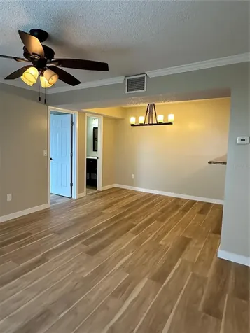 455 Alt 19 S Palm Harbor FL 34683