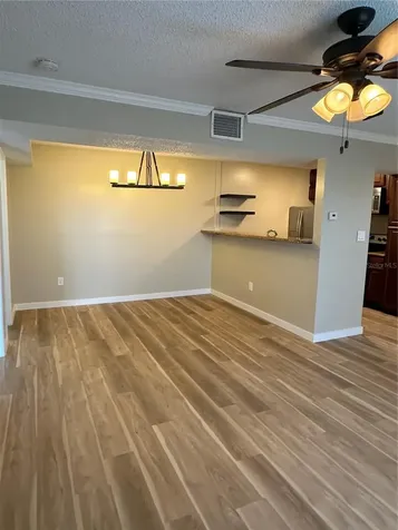 455 Alt 19 S Palm Harbor FL 34683
