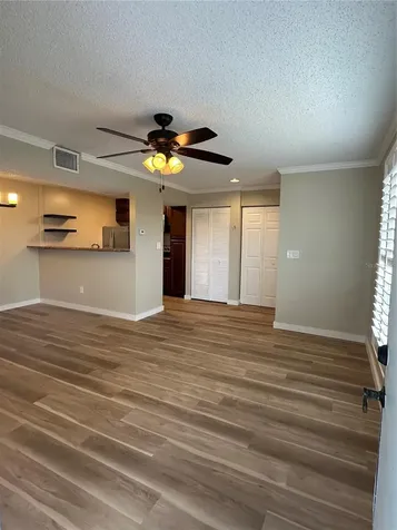 455 Alt 19 S Palm Harbor FL 34683