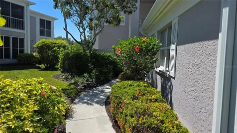 5710 Sheffield Greene Circle Sarasota FL 34235