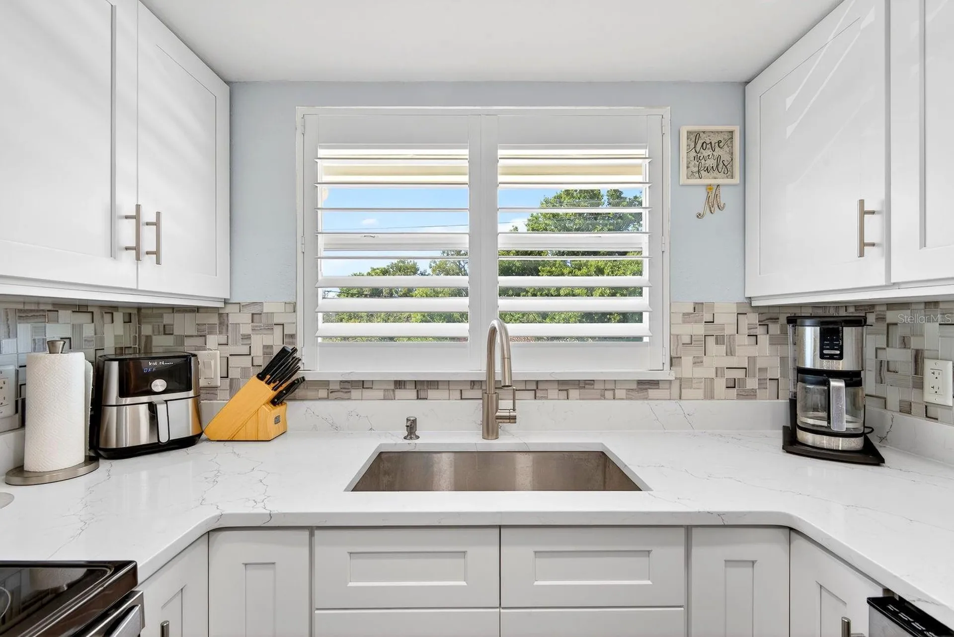 5934 7th Avenue W Bradenton FL 34209