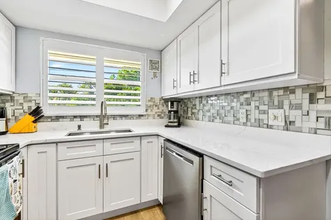 5934 7th Avenue W Bradenton FL 34209