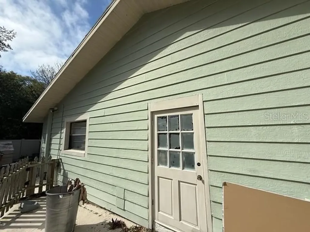 684 Stratford Drive Deland FL 32724