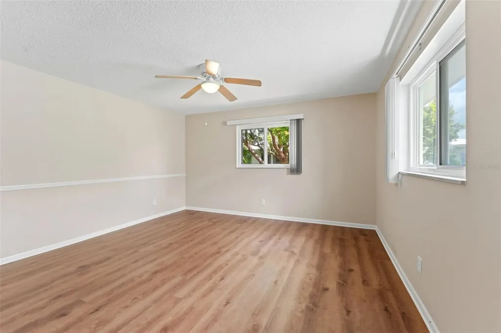4517 101st Avenue N Pinellas Park FL 33782