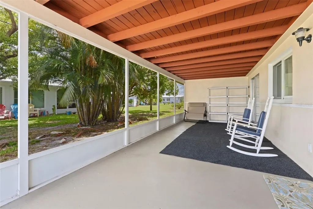 4517 101st Avenue N Pinellas Park FL 33782