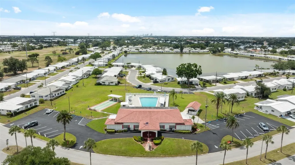 4517 101st Avenue N Pinellas Park FL 33782