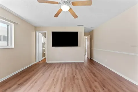 4517 101st Avenue N Pinellas Park FL 33782