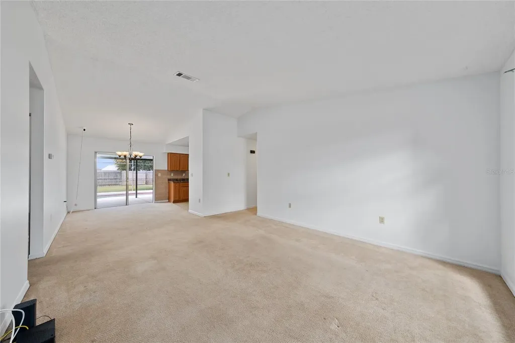 632 Deauville Court Kissimmee FL 34758