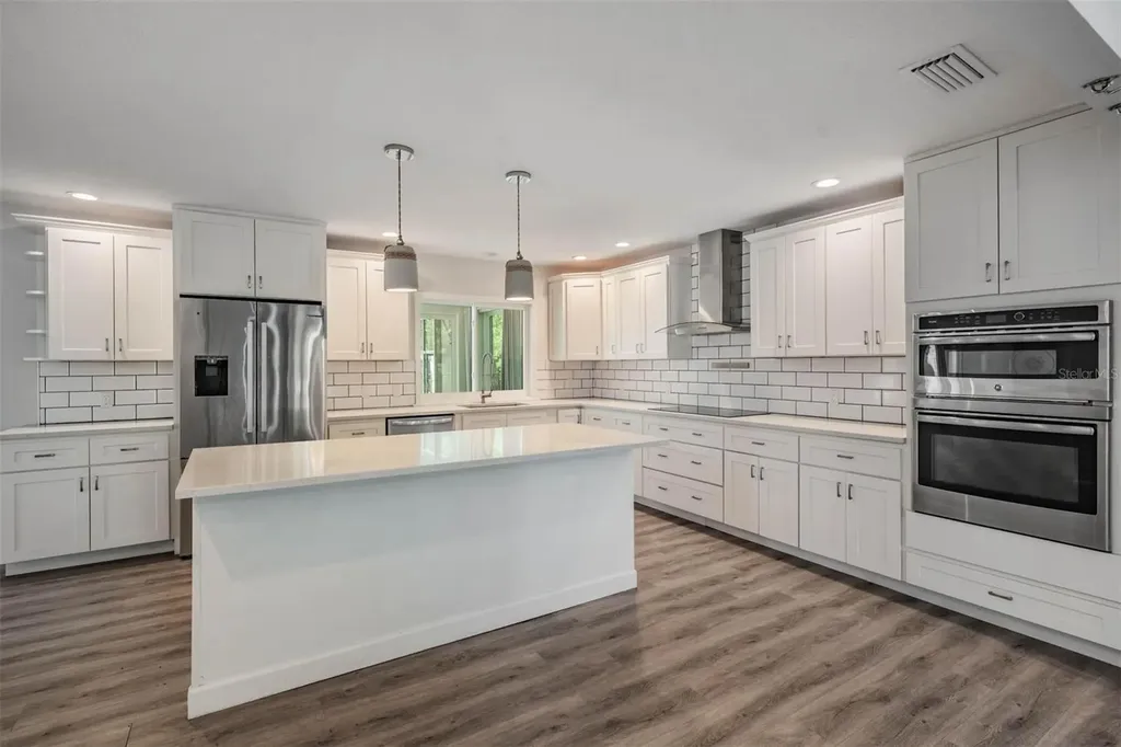 3304 Moran Road Tampa FL 33618