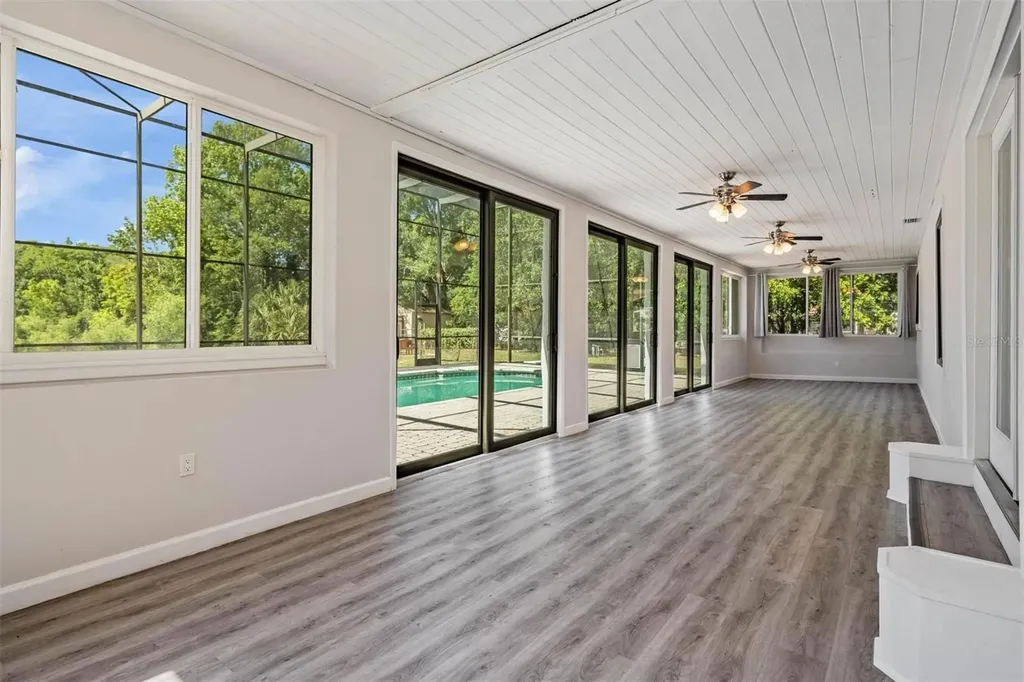 3304 Moran Road Tampa FL 33618