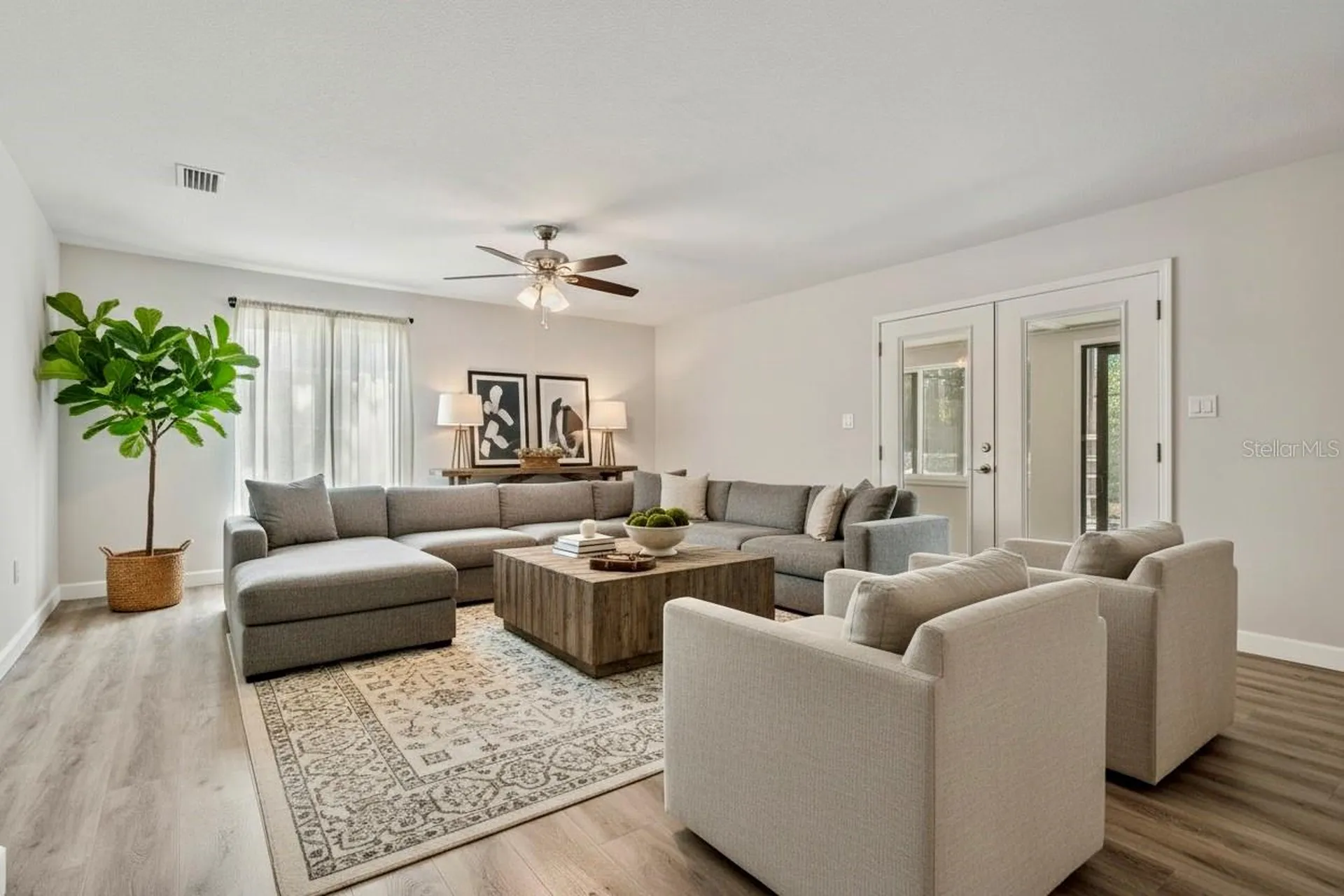 3304 Moran Road Tampa FL 33618