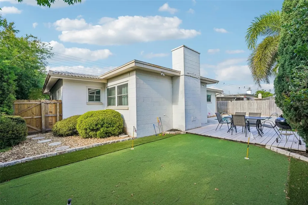 13625 86th Avenue Seminole FL 33776