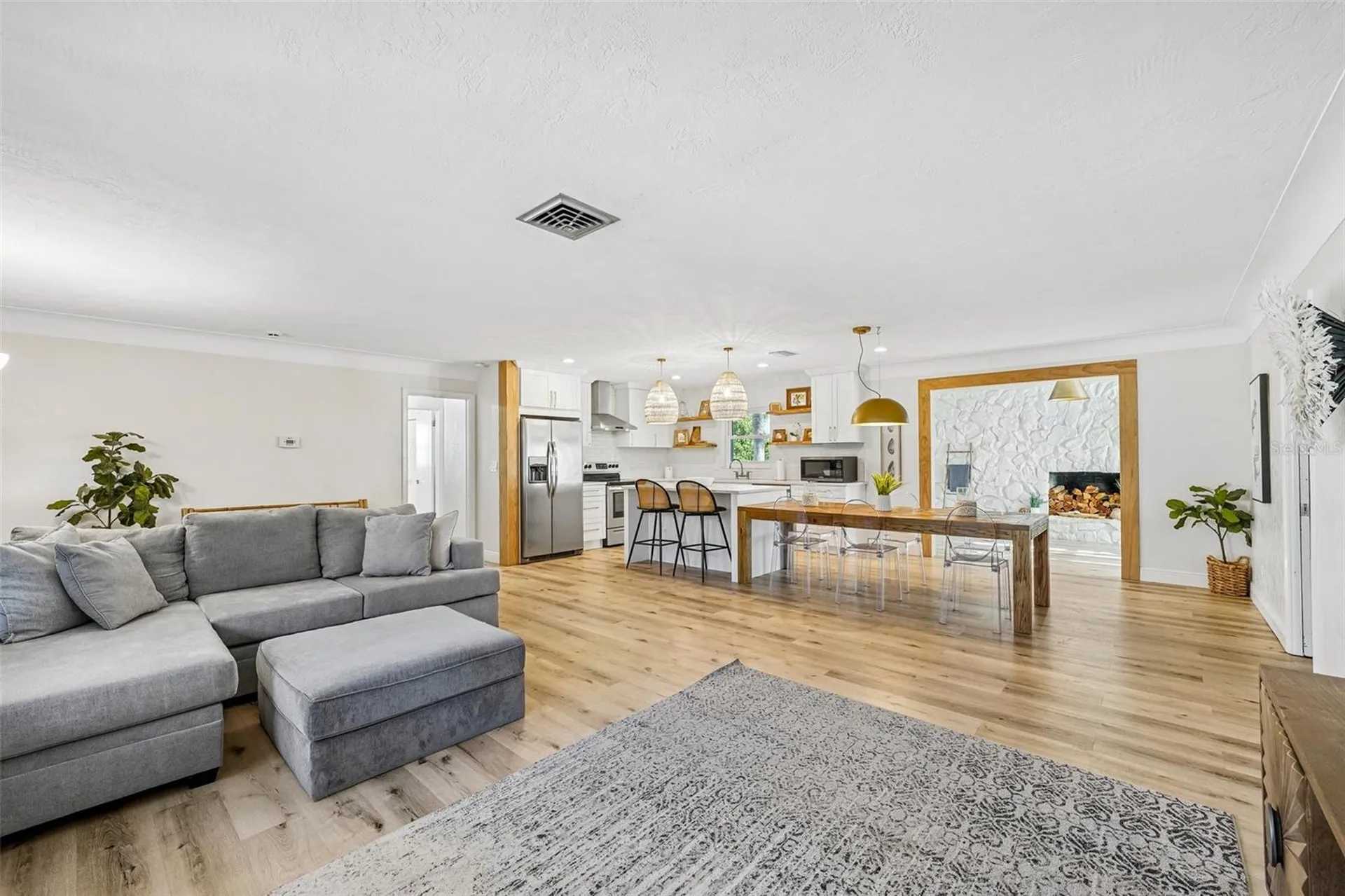 13625 86th Avenue Seminole FL 33776