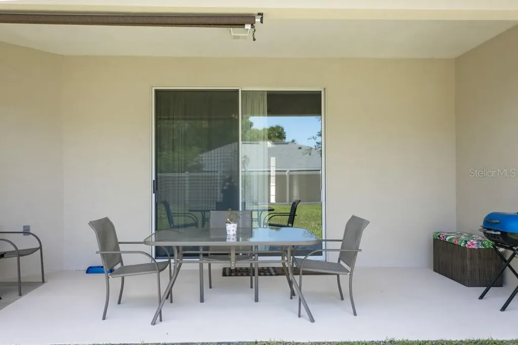 35 Foxhall Lane Palm Coast FL 32137