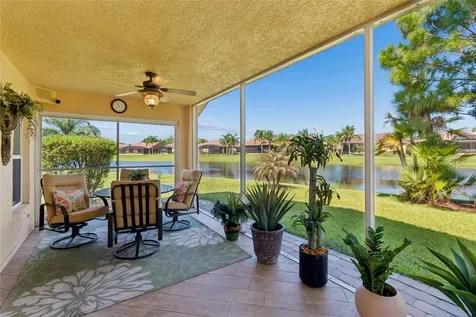 800 Vineyard Way Poinciana FL 34759