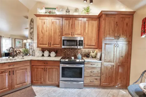 800 Vineyard Way Poinciana FL 34759