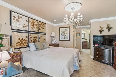 800 Vineyard Way Poinciana FL 34759