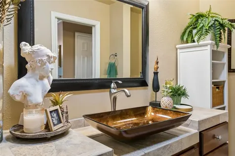 800 Vineyard Way Poinciana FL 34759