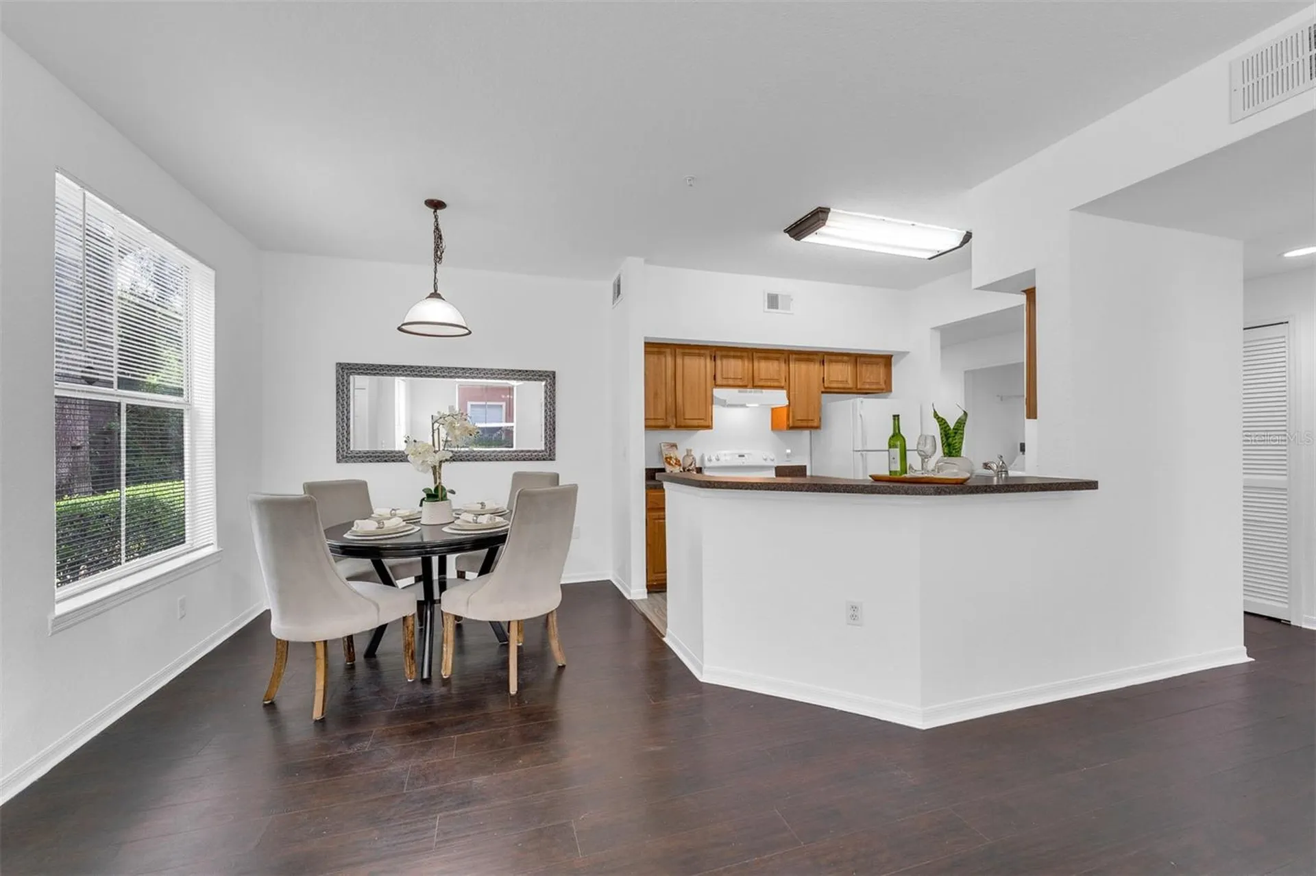 5975 Westgate Drive Orlando FL 32835
