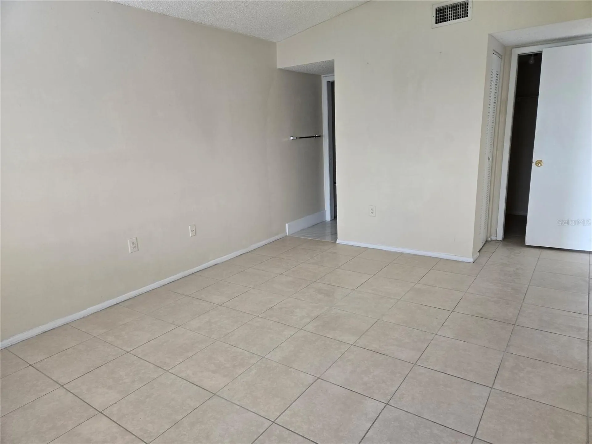 1054 Lotus Cove Court Altamonte Springs FL 32714