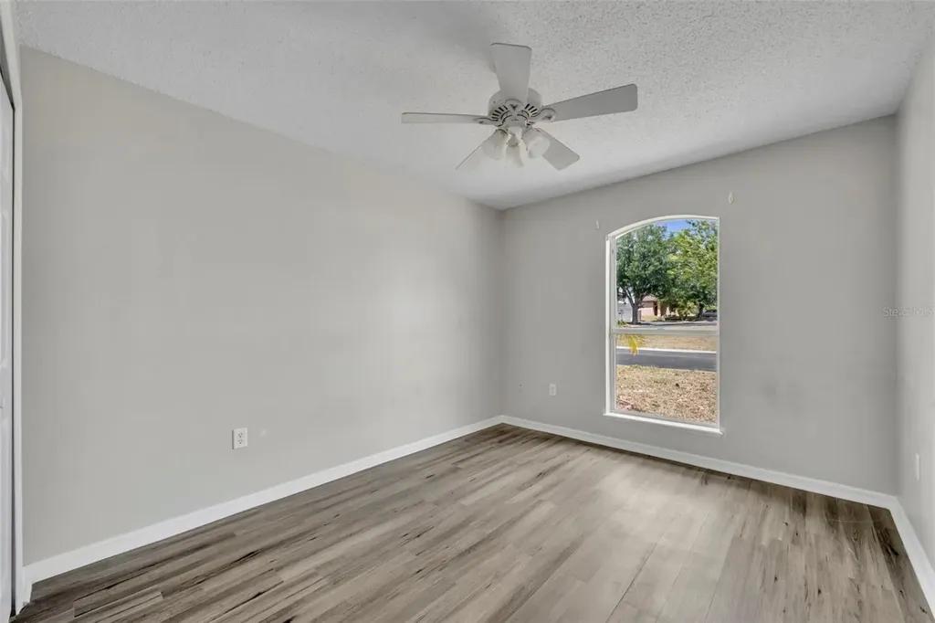 3147 Whispering Trails Street Winter Haven FL 33884